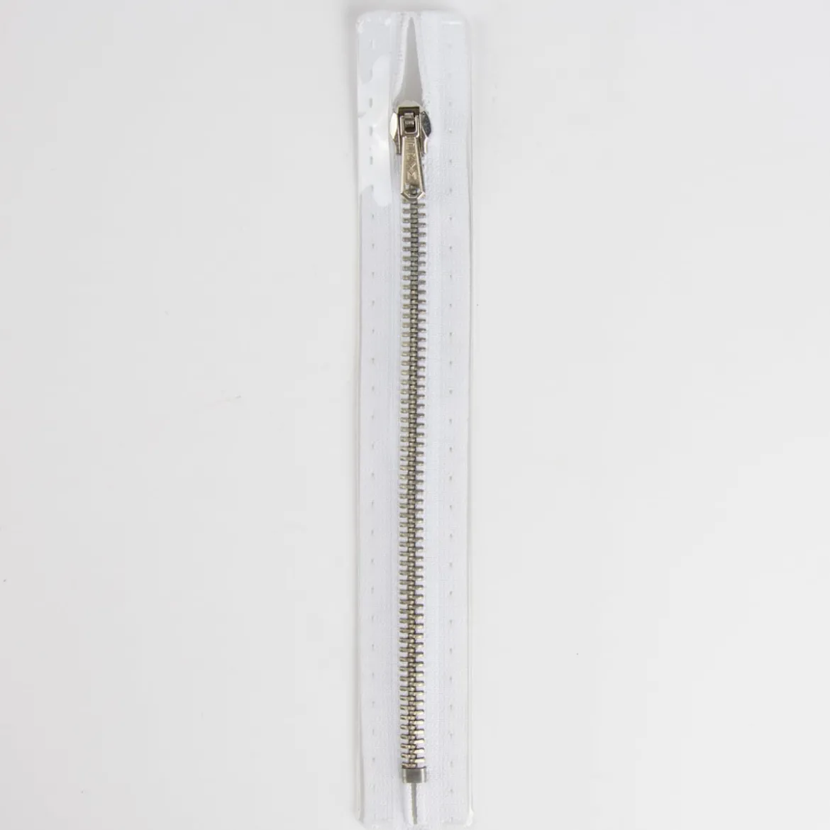 Reißverschluss M2 Typ 10 ut 16 cm si-fb Fla weiß
