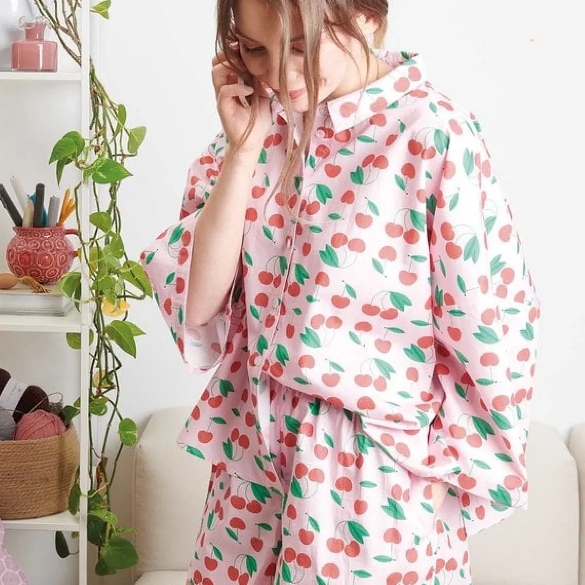 Rico Design Baumwollstoff Stoffabschnitt Kirschen rosa grün rot 50x140cm
