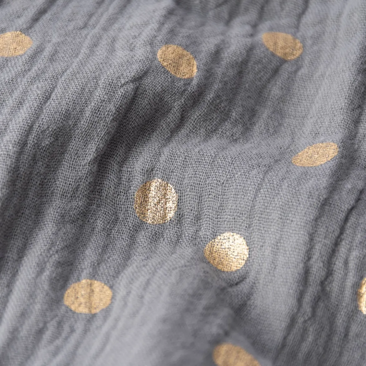 Rico Design Bekleidungsstoff Krinkel Musselin Stoffabschnitt Punkte grau goldfarbig 50x130cm
