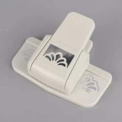 Rico Design Bordürenstanze groß Ornament 4x5cm