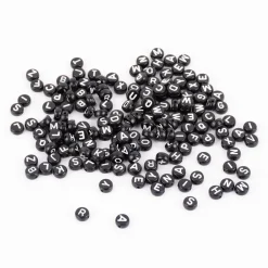 Rico Design Buchstaben Perlen Würfel 165 Stück schwarz weiß 6x6x6mm