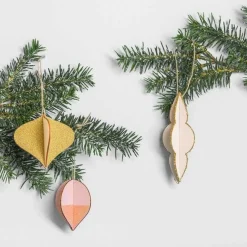 Rico Design 3D Dekohänger Steck-Christbaumkugeln Holz natur 3 Stück