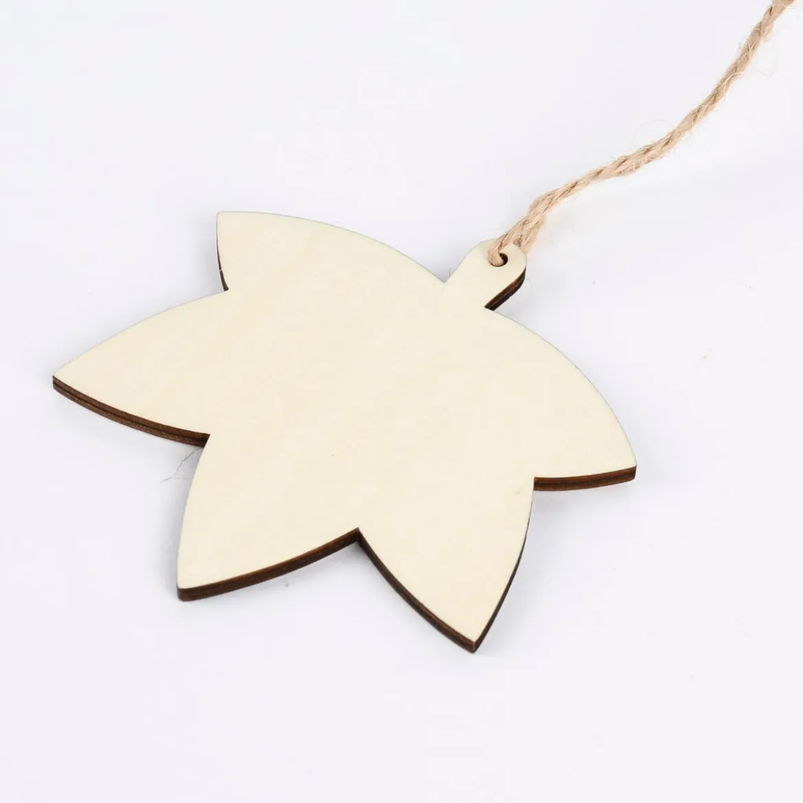 Rico Design Dekohänger Ahornblatt Holz natur 7,7x7,9cm
