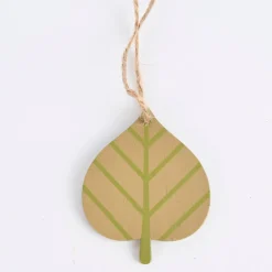 Rico Design Dekohänger Herbstblatt mit Gesicht Holz grün 5,7x7cm