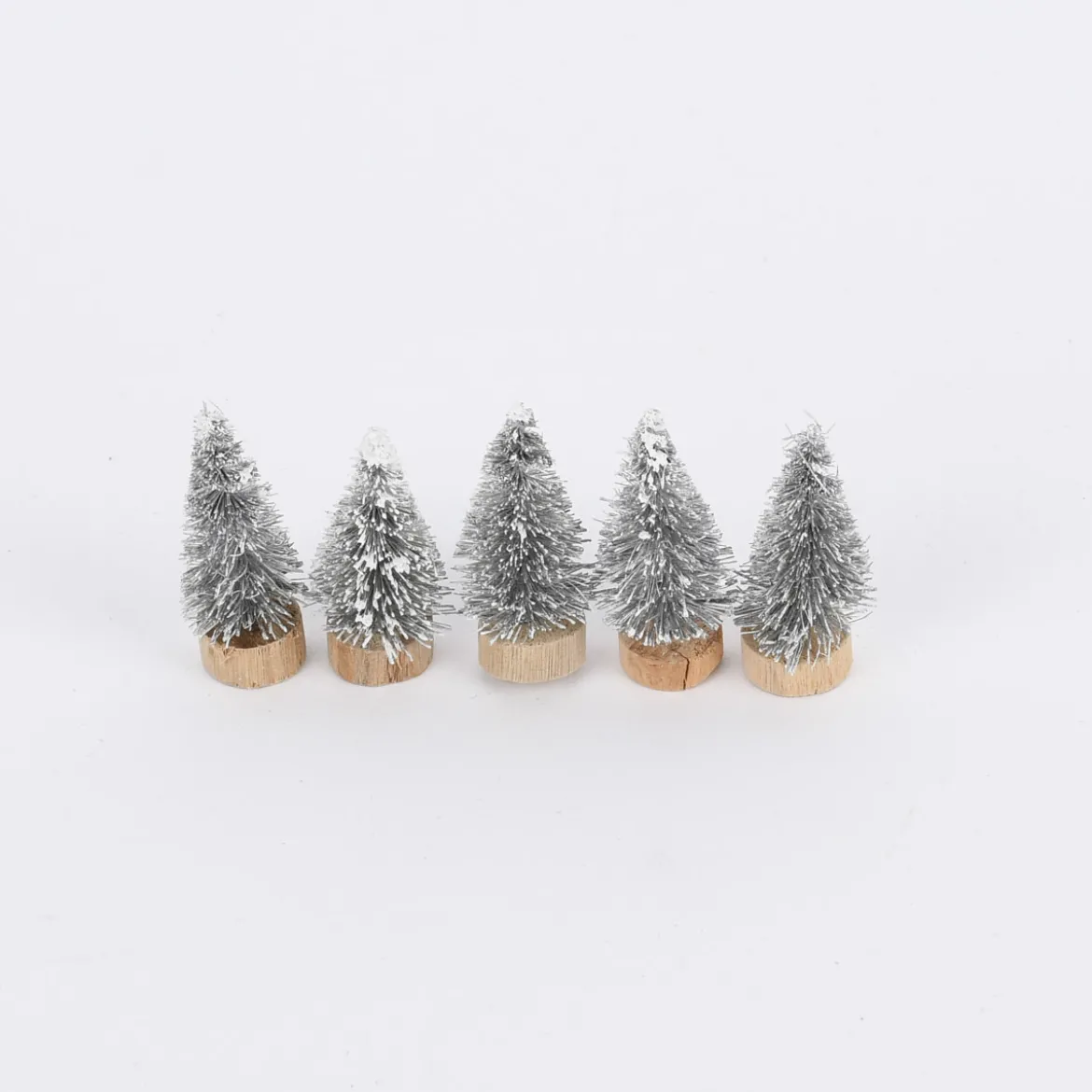 Rico Design 5er Set kleine Deko Tannen mit Schnee grau 4cm