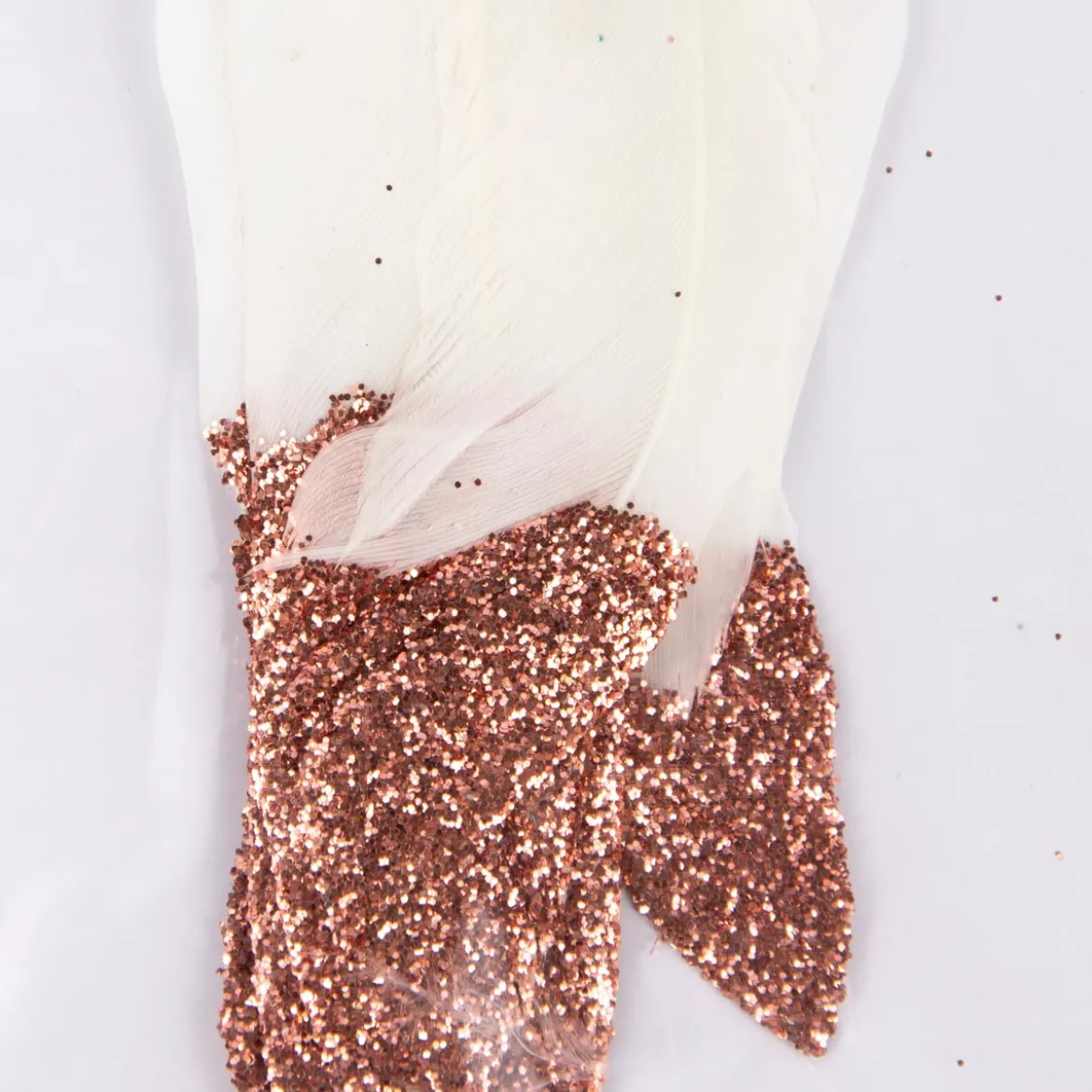 Rico Design Federn klein 6 Stück weiß rosegold 8cm