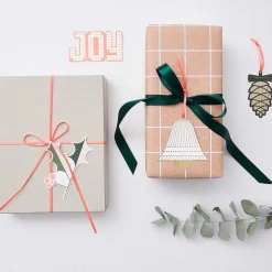 Rico Design Geschenkanhänger I love Christmas 8 Stück verschiedene Designs