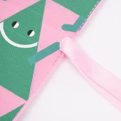 Rico Design Geschenktasche Tannenbäume rosa grün 30x45cm