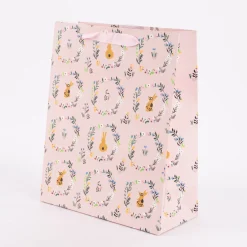 Rico Design Geschenktüte groß Hase Blumenkranz rosa bunt 26x32x12cm