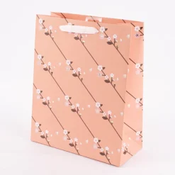 Rico Design Geschenktüte groß Kirschblütengirlande lachs braun rosa 26x32x12cm
