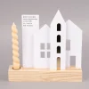 Rico Design Holzständer für Metallringe und Postkarten mit Kerzenhalter Holz natur 26x5x4cm