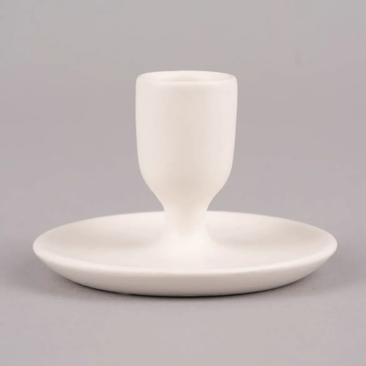 Rico Design Kerzenhalter für Stabkerzen kurzer Stiel Porzellan matt weiß 5,5x9cm