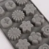 Rico Design Mini Seifengießform Blumen für 15 Stück 3x1cm