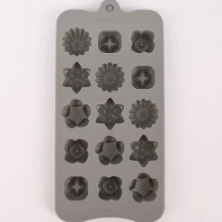 Rico Design Mini Seifengießform Blumen für 15 Stück 3x1cm