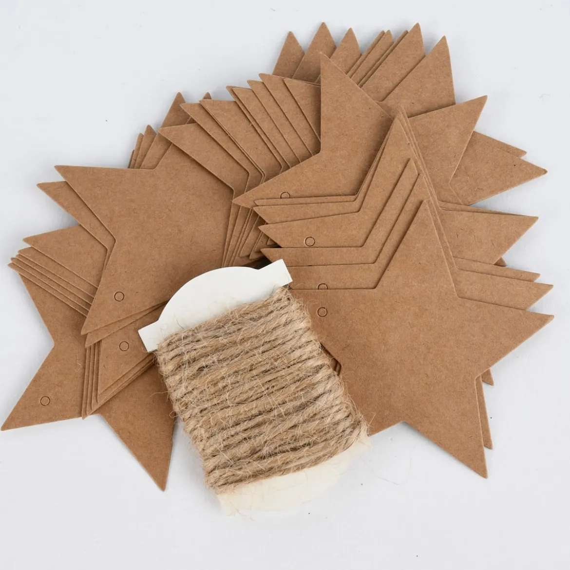 Rico Design Papieranhänger Sterne Kraftpapier 24 Stück 7x6,5cm