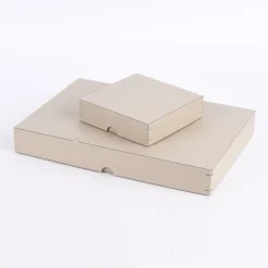 Rico Design Ritzschachtel quadratisch Graupappe 13x13x3,5cm