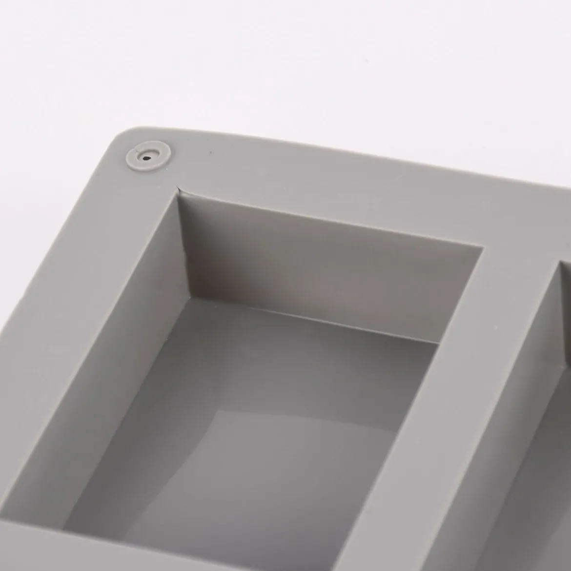 Rico Design Seifengießform rechteckig für 6 Stück 5,5x8x2,5cm