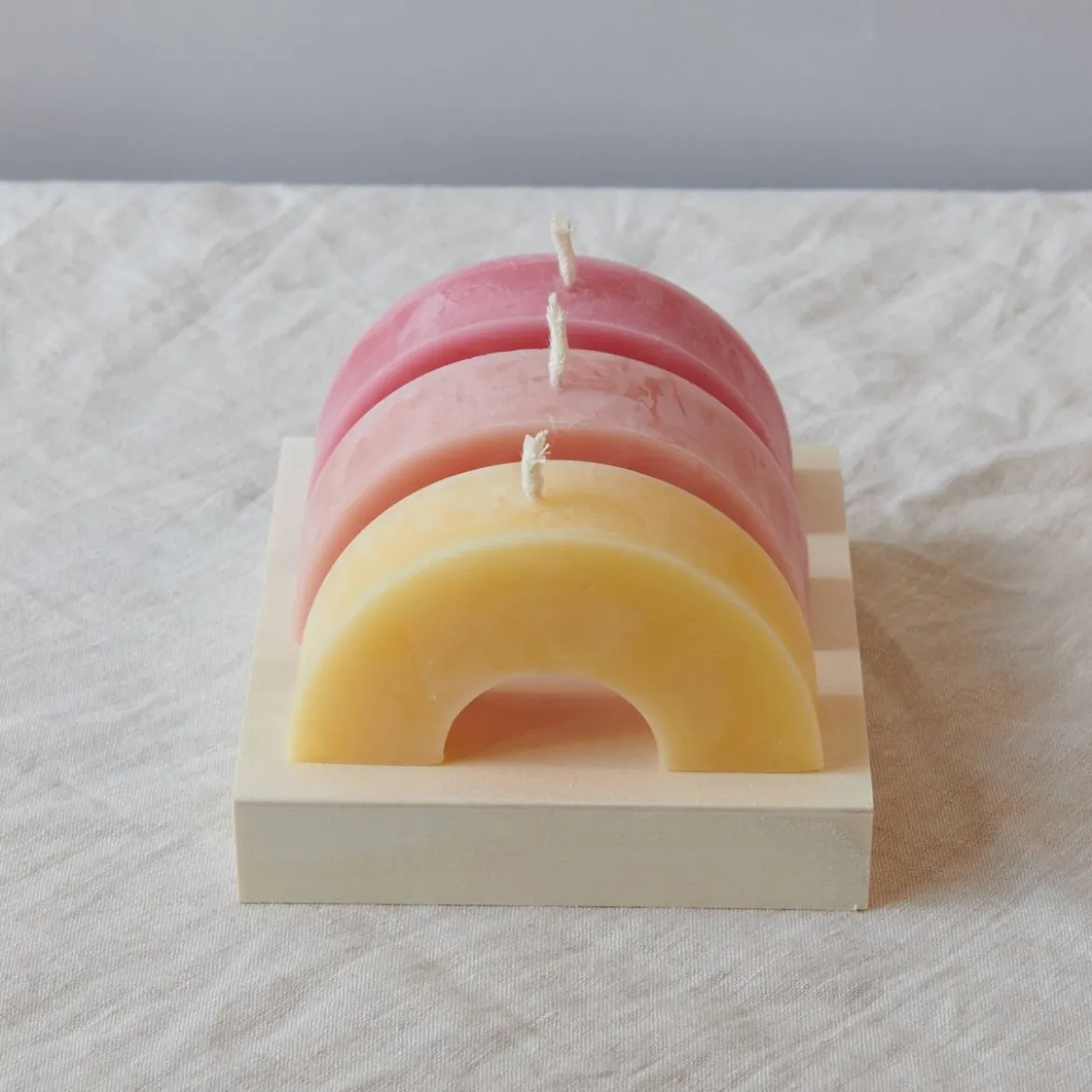 Rico Design Silikonform Kerzengießform Regenbogen flach 11,8x6,9x3cm