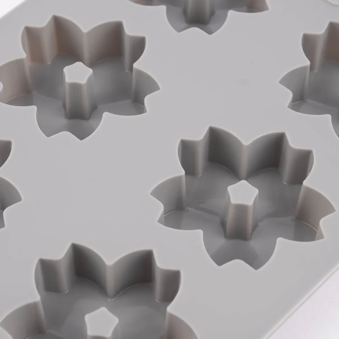 Rico Design Silikonform Kirschblüte für 6 Stück 6,5x6,5cm