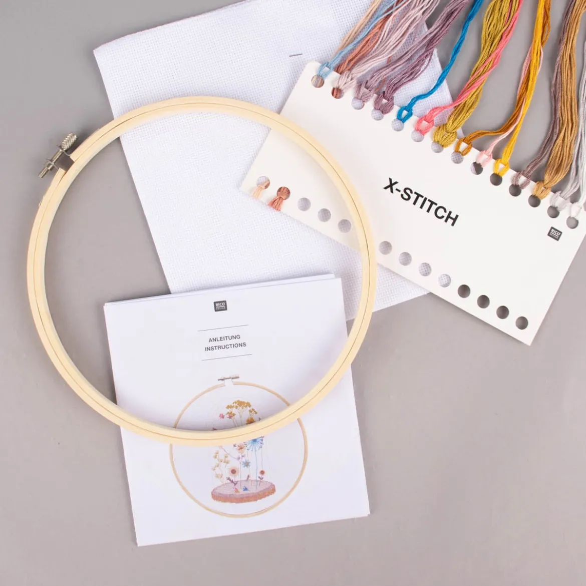 Rico Design Stickpackung Glasglocke 20cm