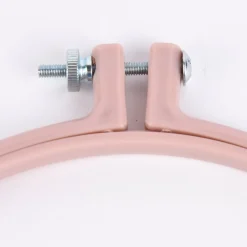 Rico Design Stickring aus Kunststoff mauve 20,3cm