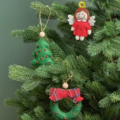 Rico Design Weihnachtshänger Filztannenbaum grün 8,x2,5x6cm