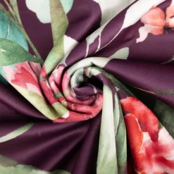 Samtstoff Blumen mauve grün – Digitaldruck mit leuchtendem Design