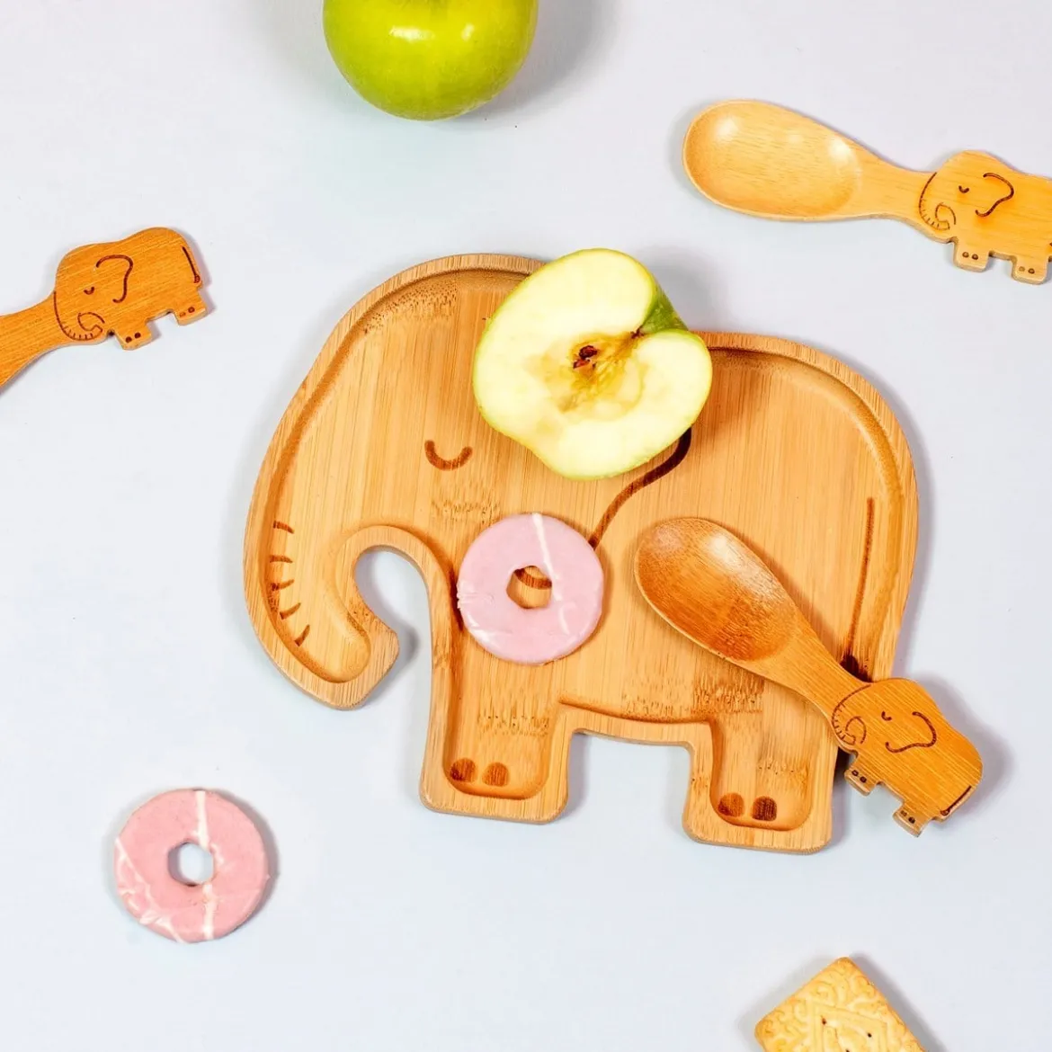 Sass & Belle Bambusteller Elefant 18x20x1cm