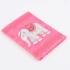 Sass & Belle Reisepassetui Elefant Mandala pink grau 10,5x14cm