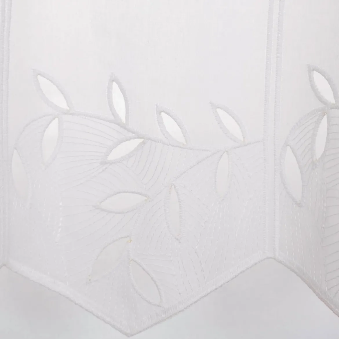 Scheibengardine Stickerei Batist-Voile Blätter weiß 50cm Höhe