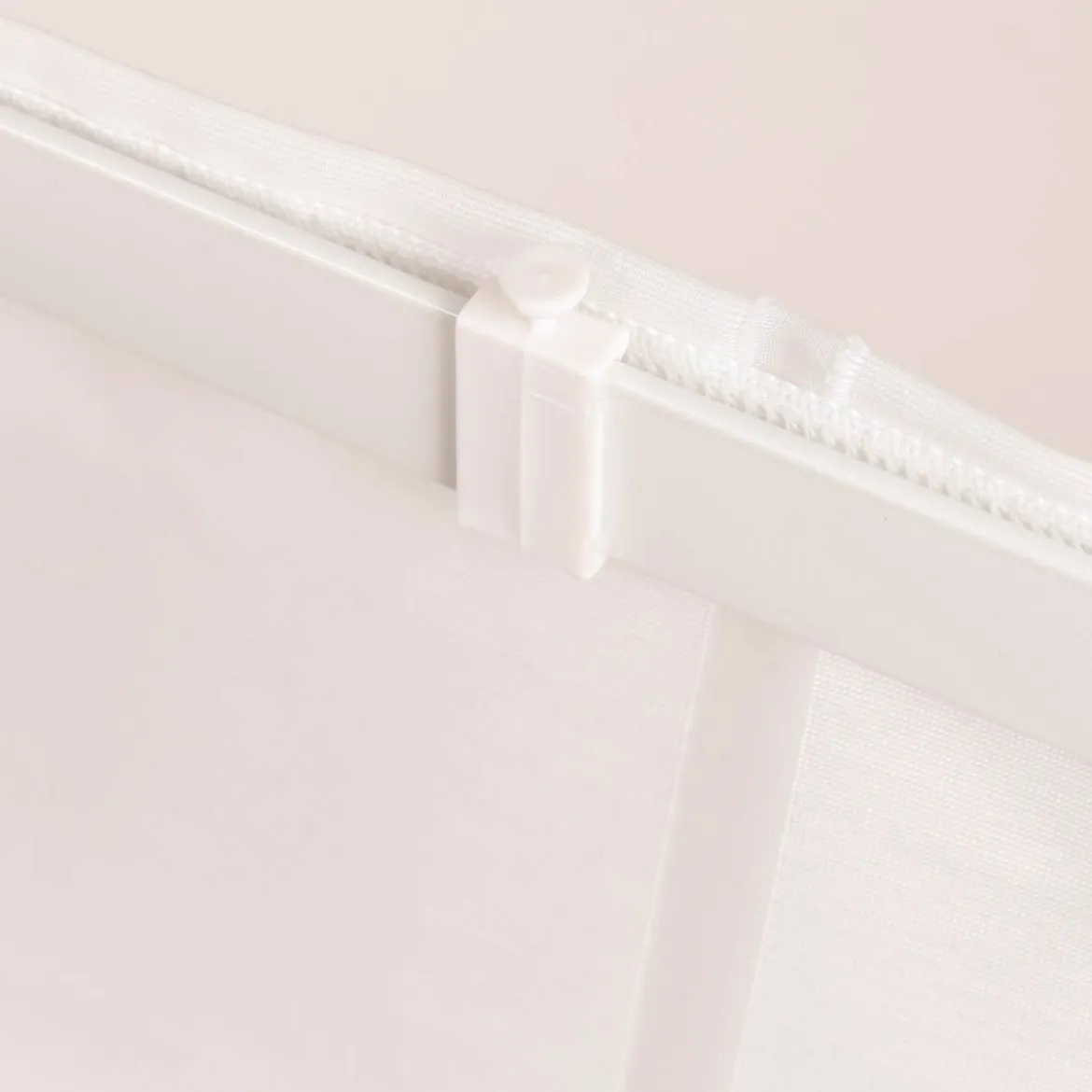 Schiebevorhang Schiebegardine Capri Scherli halbtransparent inkl. Technik wollweiß 245x60cm