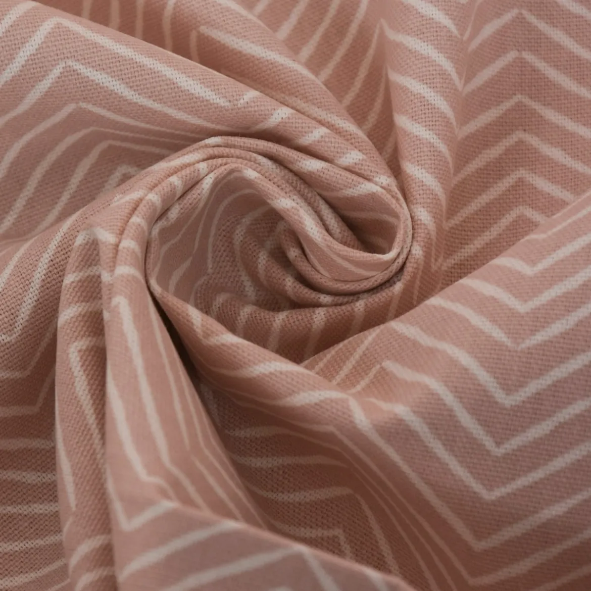 SCHÖNER LEBEN. Kissenhülle Clarke & Clarke STUDIO G Pica ZickZack rosa verschiedene Größen
