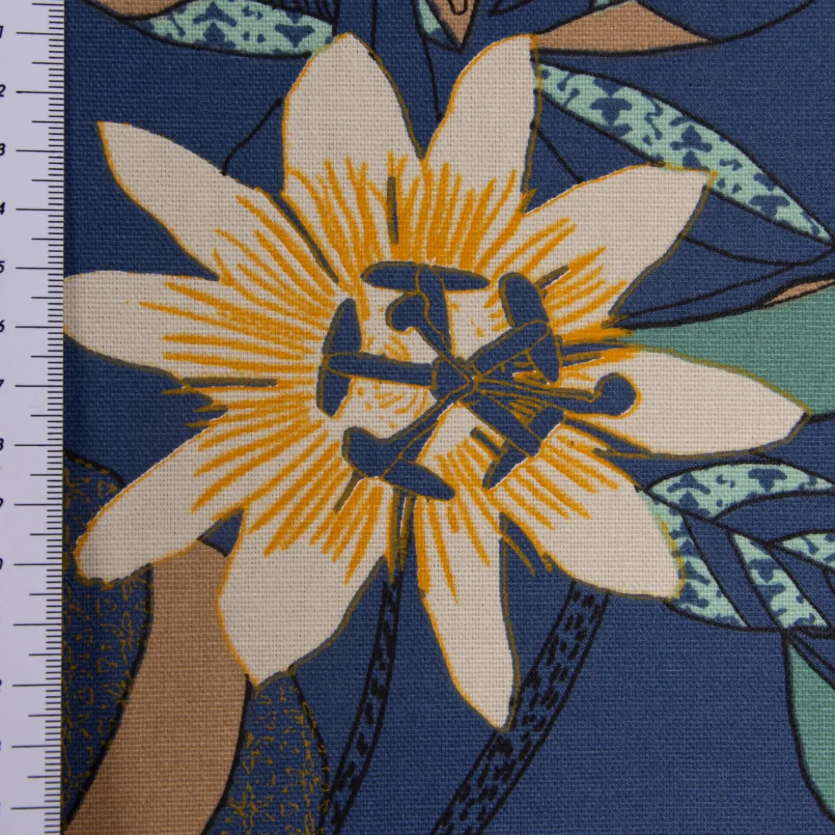 SCHÖNER LEBEN. Kissenhülle große Blumen blau bunt verschiedene Größen