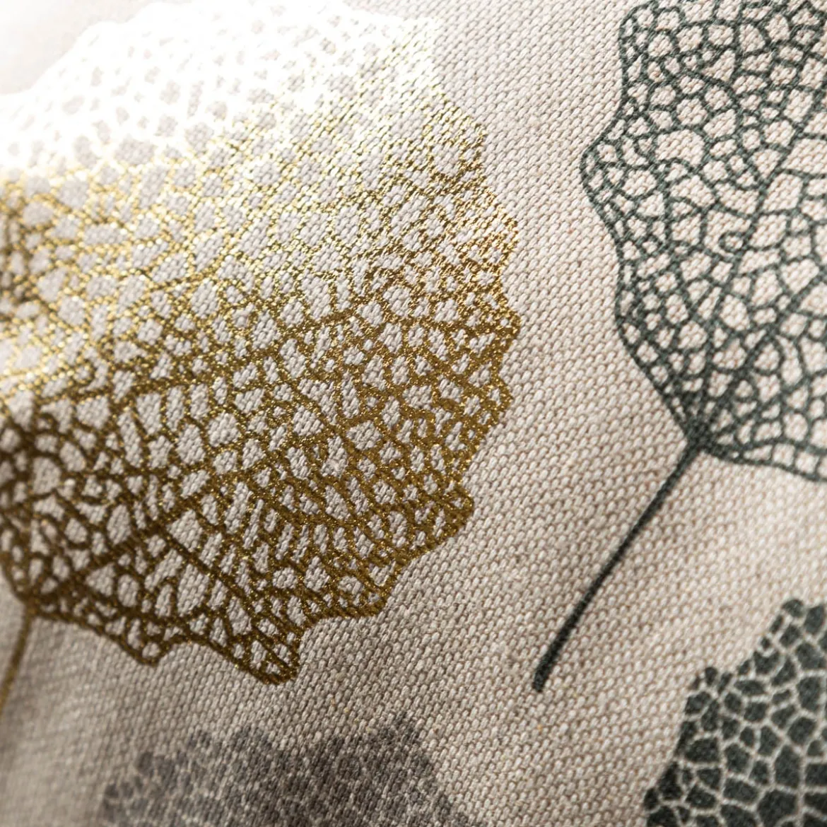 SCHÖNER LEBEN. Kissenhülle Leinenlook Blätter Blattskelett natur grün goldmetallic verschiedene Größen