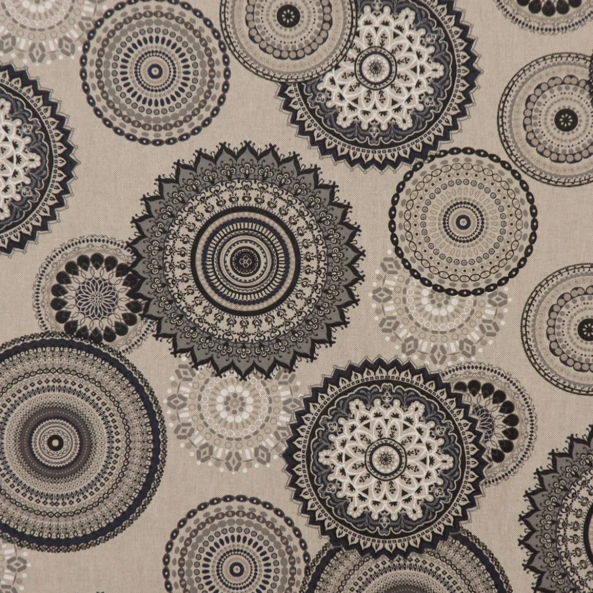 SCHÖNER LEBEN. Kissenhülle Mandalas natur grau verschiedene Größen