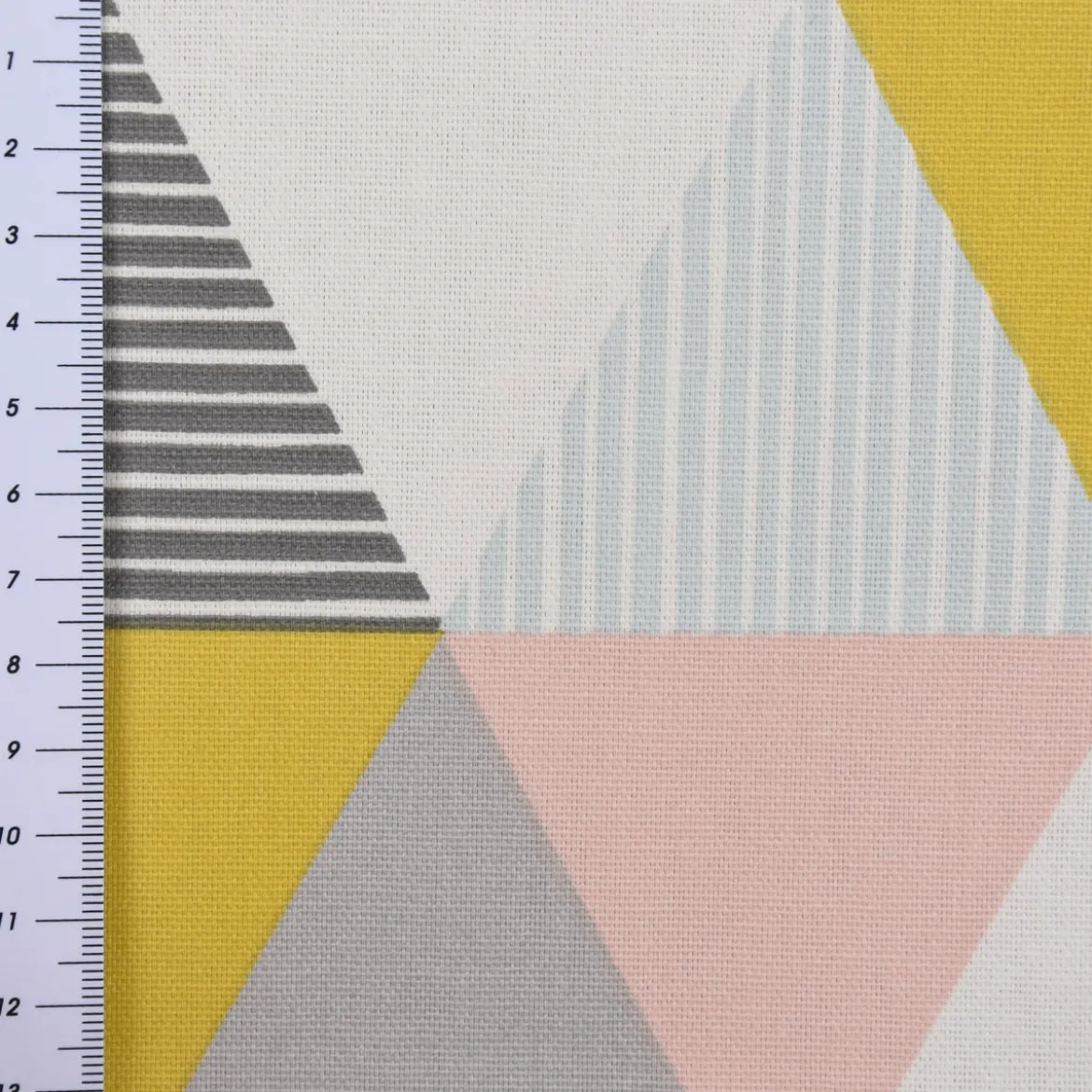 SCHÖNER LEBEN. Kissenhülle STUDIO G Brio Dreiecke Sorbet rosa senf blau grau verschiedene Größen
