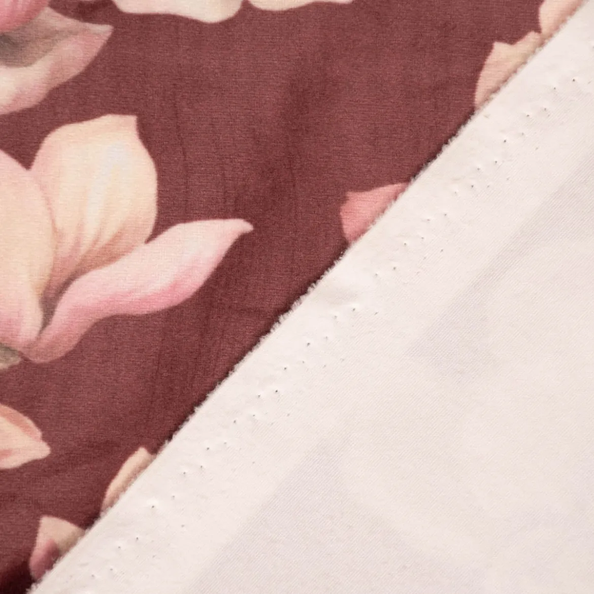 SCHÖNER LEBEN. Kissenhülle Velvet Deluxe Sweet Magnolia Magnolien bordeaux rosa verschiedene Größen