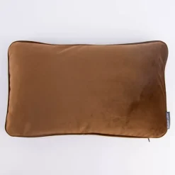 SCHÖNER LEBEN. Samtkissen mit Kederumrandung und Federfüllung cognac 30x50cm
