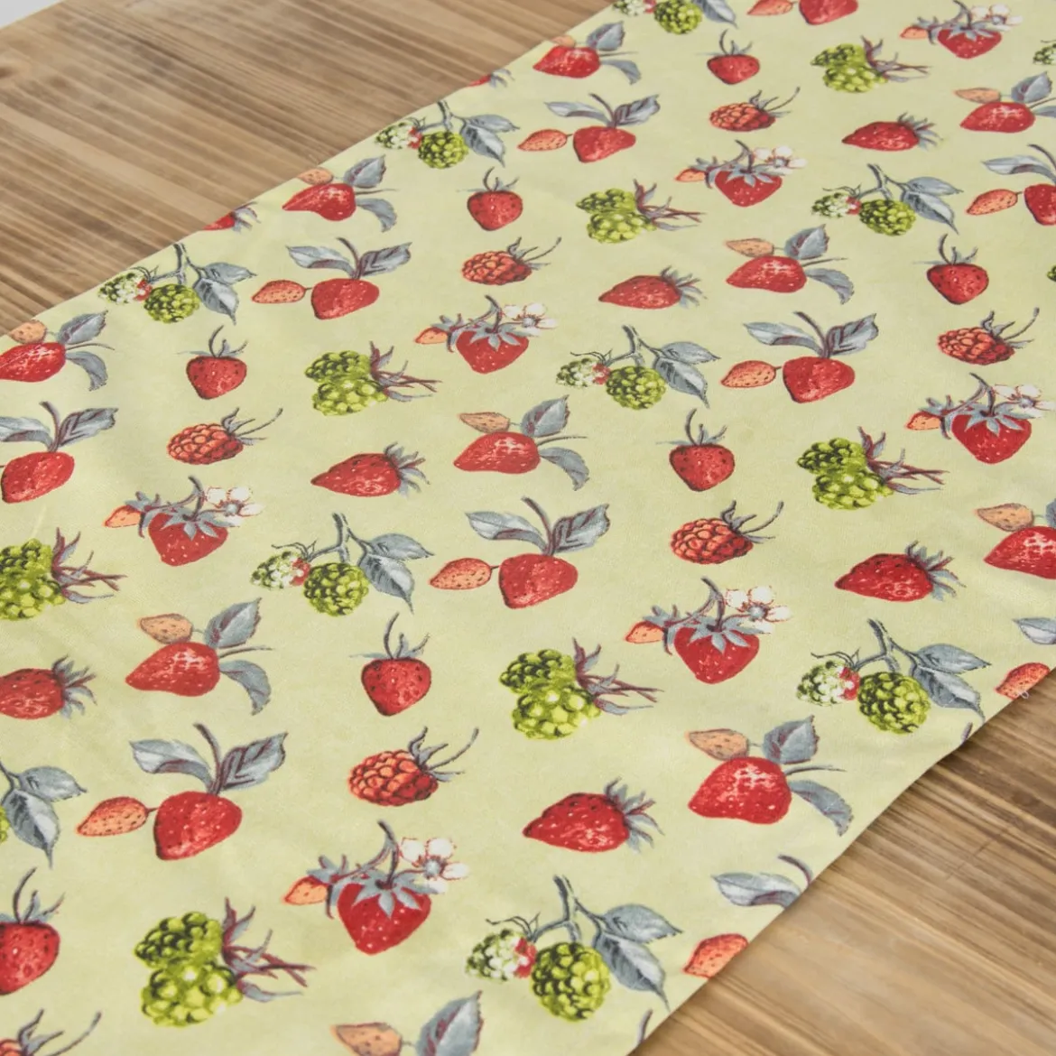 Schöner Leben Tischläufer Erdbeeren Brombeeren grün rot 40x160cm