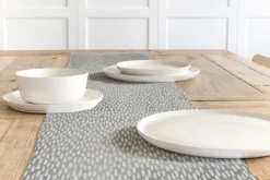 SCHÖNER LEBEN. Tischläufer grau mit Kleksen Tropfen 40x160cm