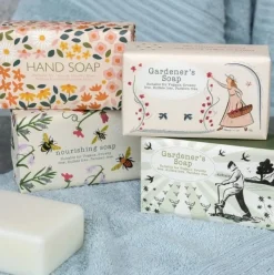 Seifenstück Gardener´s Soap Meadow breeze 200g von Rex London
