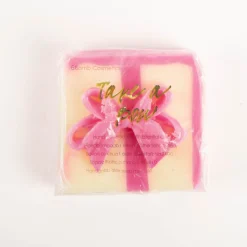 Seife Take A Bow Soap Glühweinduft handgemacht 100gr von Bomb Cosmetics