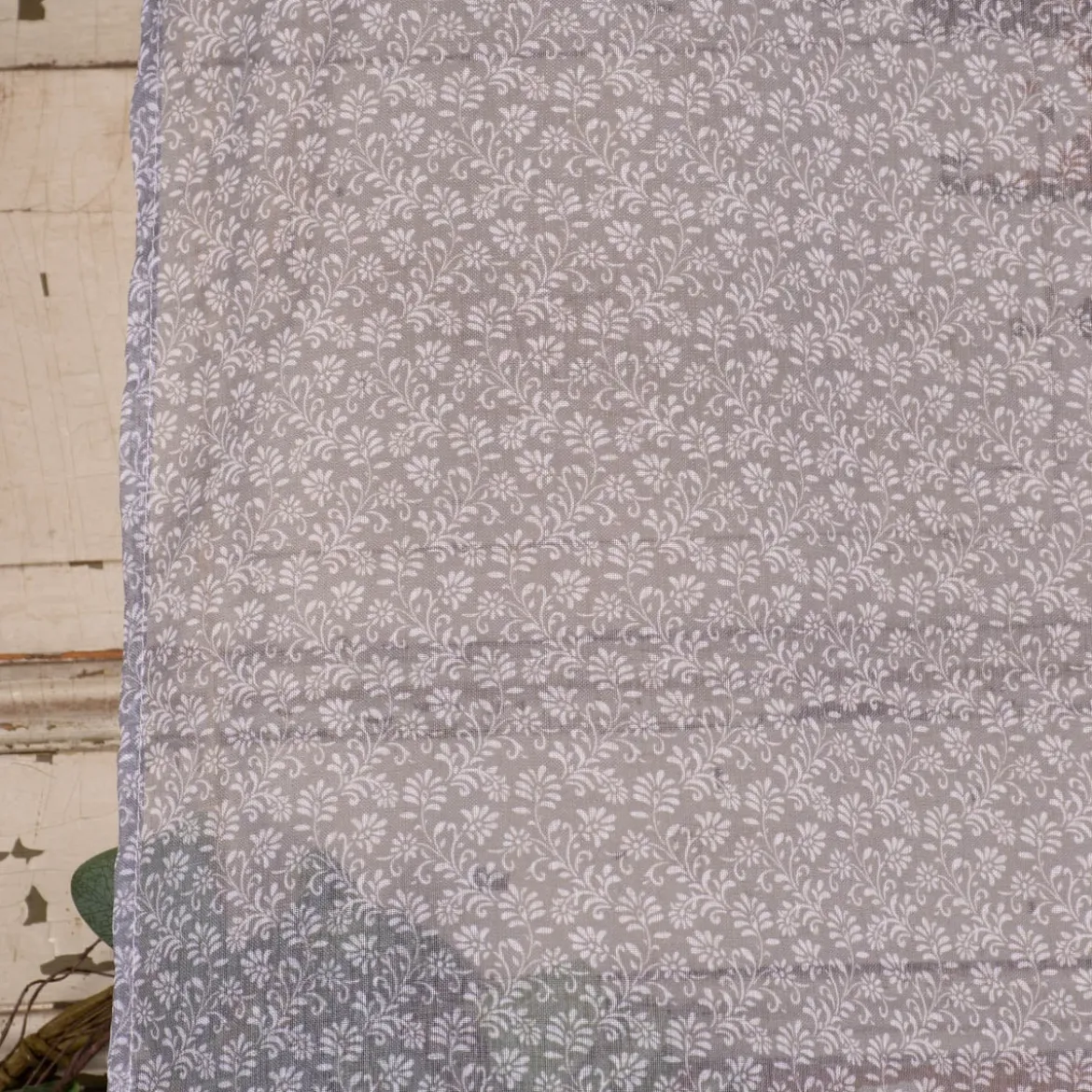 Ösengardine Allover fein geblümt grau weiß 140x260cm