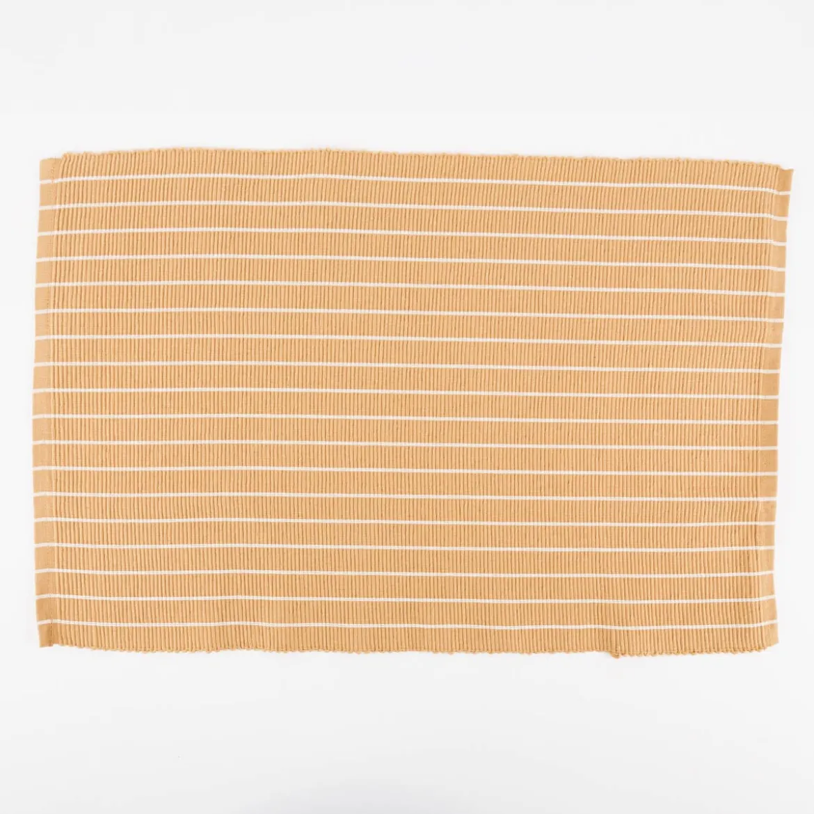 Set aus 4 Platzsets und 4 Servietten gestreift sandgelb weiß 50x35cm und 40x40cm von Linen & More
