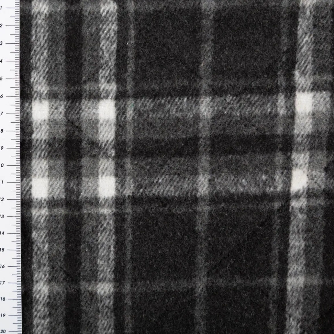 Steppstoff Jacquard Fleece Karos dunkelgrau schwarz145 cm breit