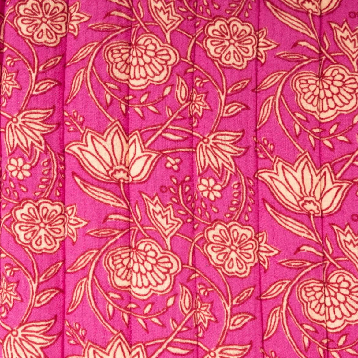 Steppstoff Musselin Stoff Wattierung Doubleface Abstrakt Floral fuchsia 1,30m Breite