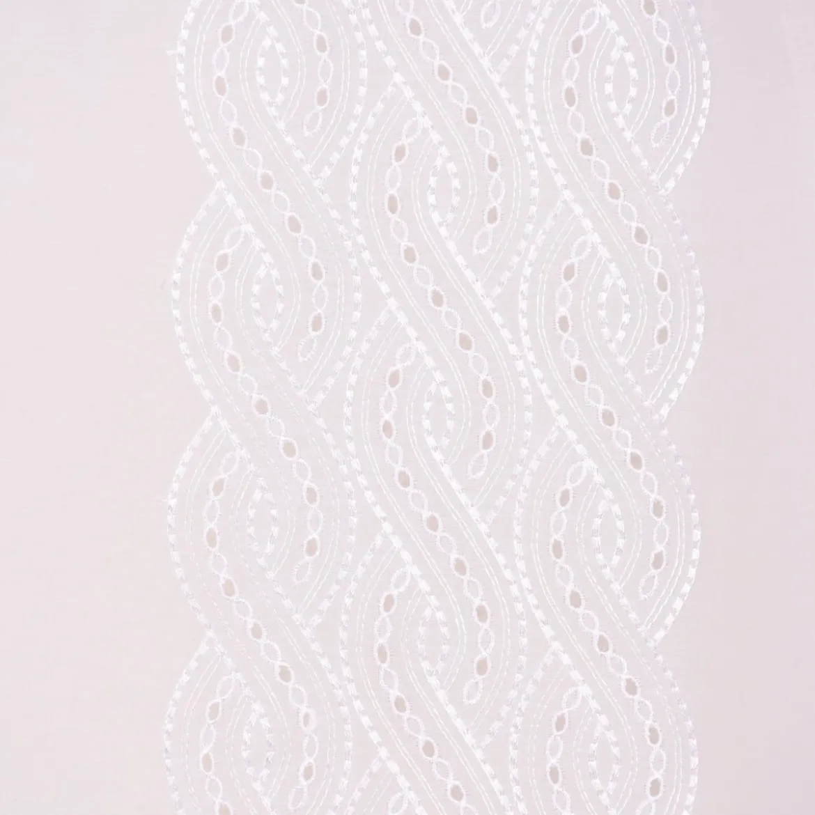Stickpaneel Flächenvorhang Meterware mit Stickerei Flechtmuster weiß 60cm breit