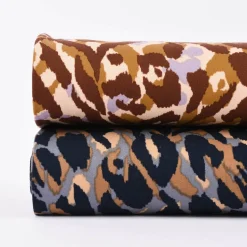 Stretchstoff Viskosestoff Bekleidungsstoff Rosella Grafikdessin ANIMAL SKIN lila beige braun 1,40m Breite