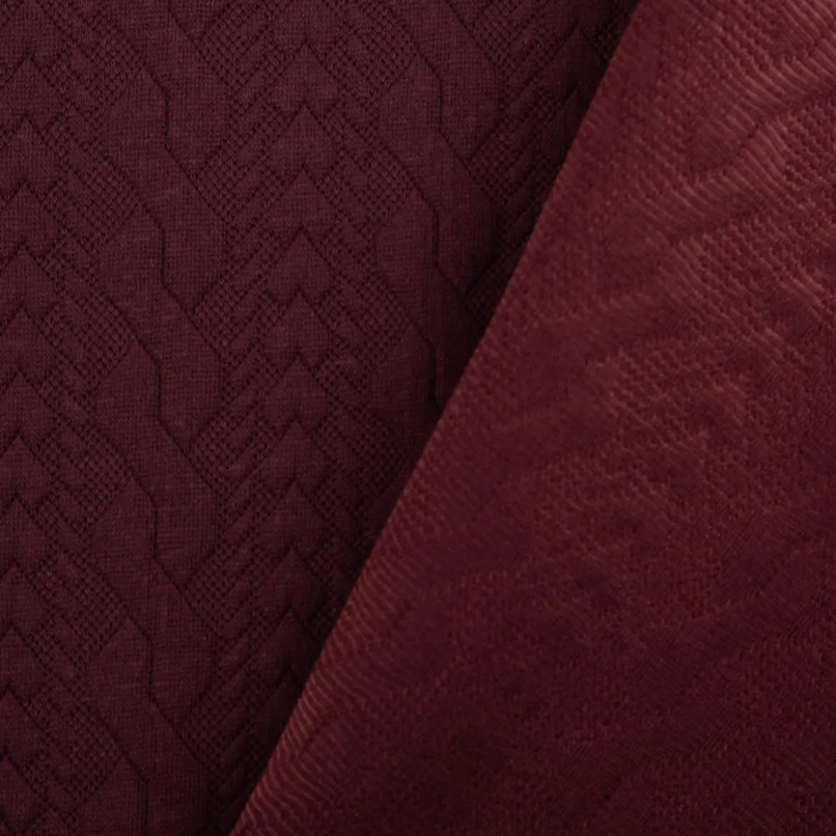 Strickstoff Zopfmuster aubergine elastischer Winterstrick 150 cm Breite