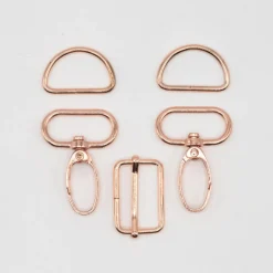 Taschengurt Komplettset mit Karabinkerhaken 25mm rose gold glänzend 5tlg Set